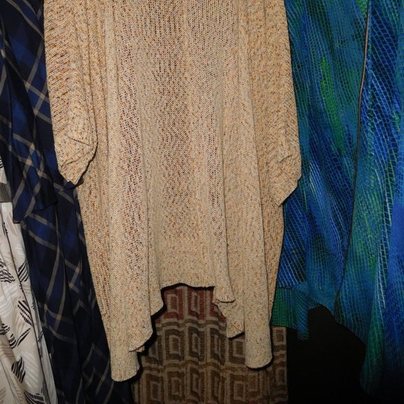 NWT 18W 20W OPEN FRONT METALIC TAN CARDIGAN DOLMAN SLEEVES - Picture 2 of 8